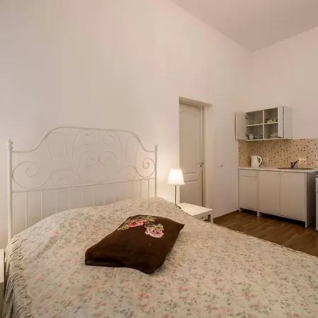 White Amber Apartment Liepaja Exterior photo